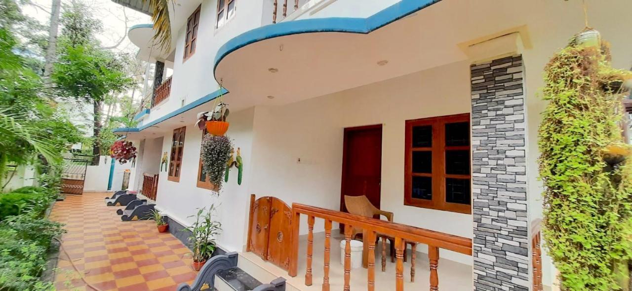الشقق الفندقية فاركَالافي  Blue Sophy Residency المظهر الخارجي الصورة