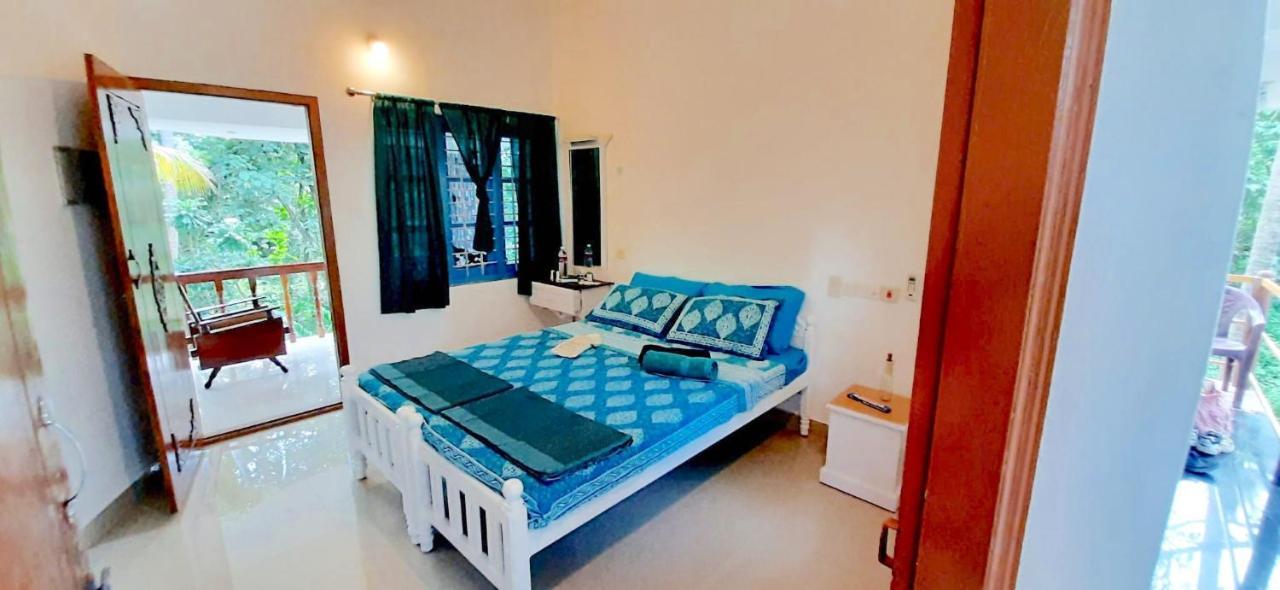 الشقق الفندقية فاركَالافي  Blue Sophy Residency المظهر الخارجي الصورة