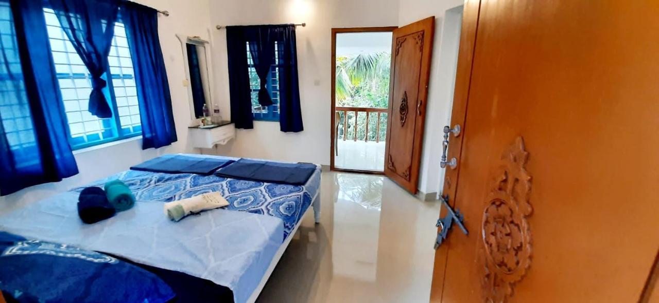 الشقق الفندقية فاركَالافي  Blue Sophy Residency المظهر الخارجي الصورة