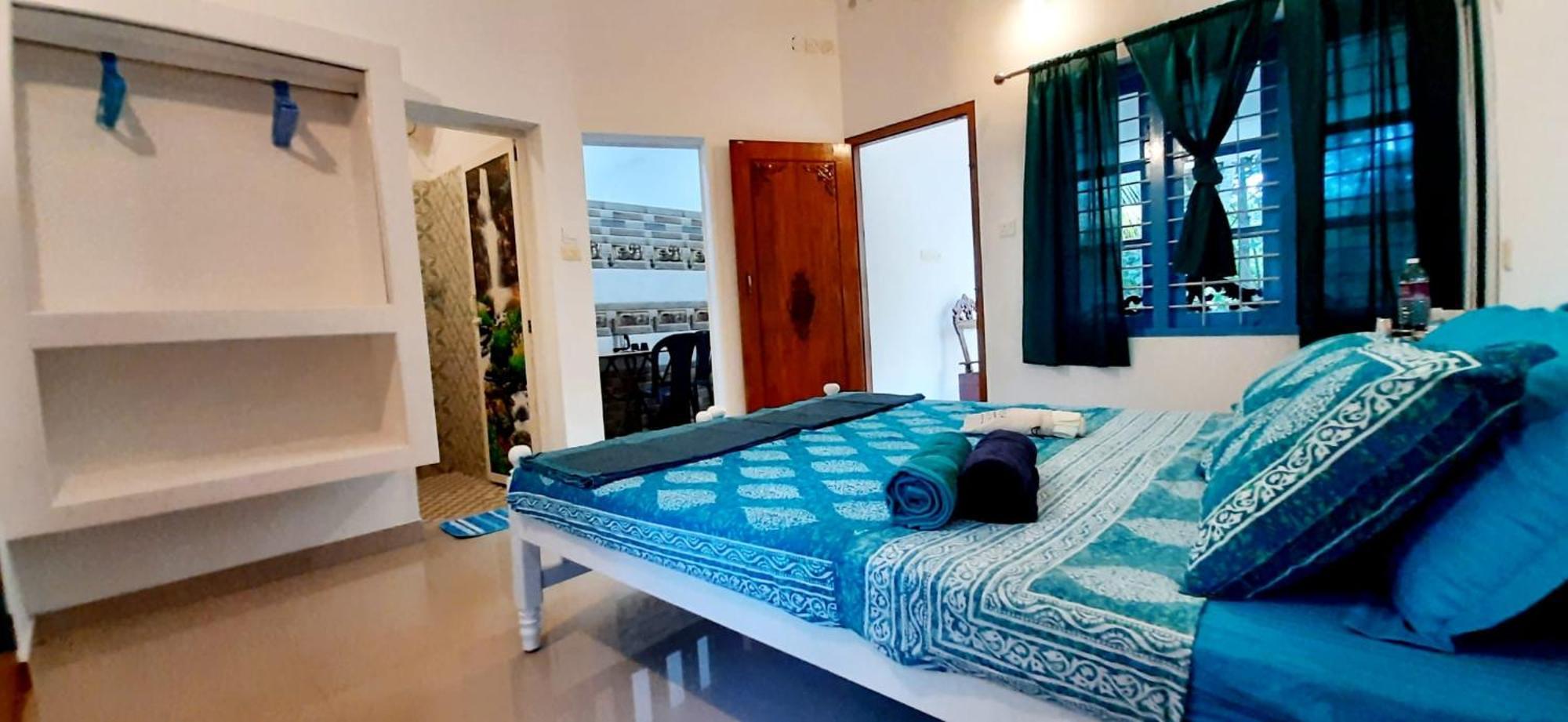 الشقق الفندقية فاركَالافي  Blue Sophy Residency المظهر الخارجي الصورة