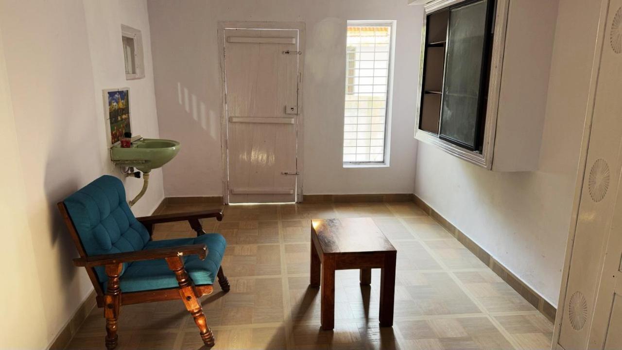 الشقق الفندقية فاركَالافي  Blue Sophy Residency المظهر الخارجي الصورة