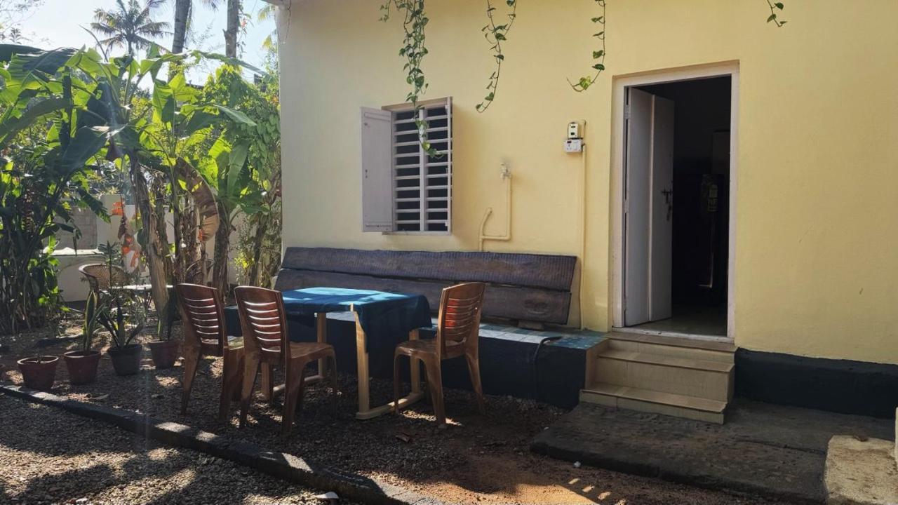 الشقق الفندقية فاركَالافي  Blue Sophy Residency الغرفة الصورة